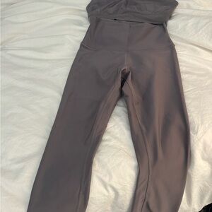 Alo Yoga 7/8 High-Waist Airlift Legging - Fog size small